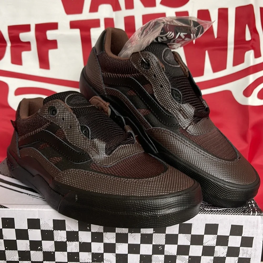 Vans Men’s Wayvee Justin Henry Coffee Bean sneakers